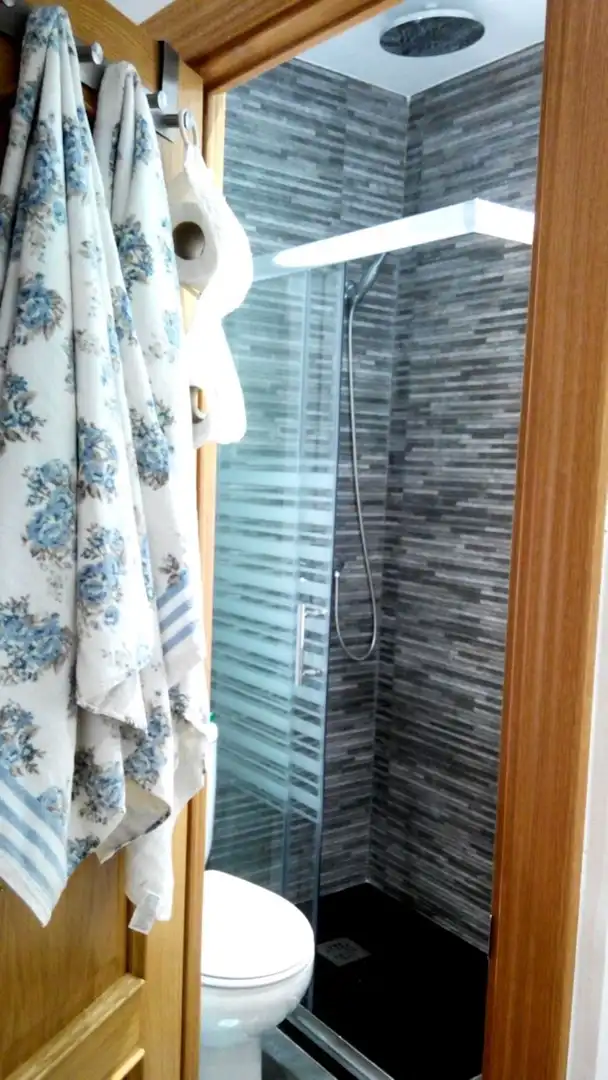 Bathroom of Study for rent in Madrid  with Heating and Terrace