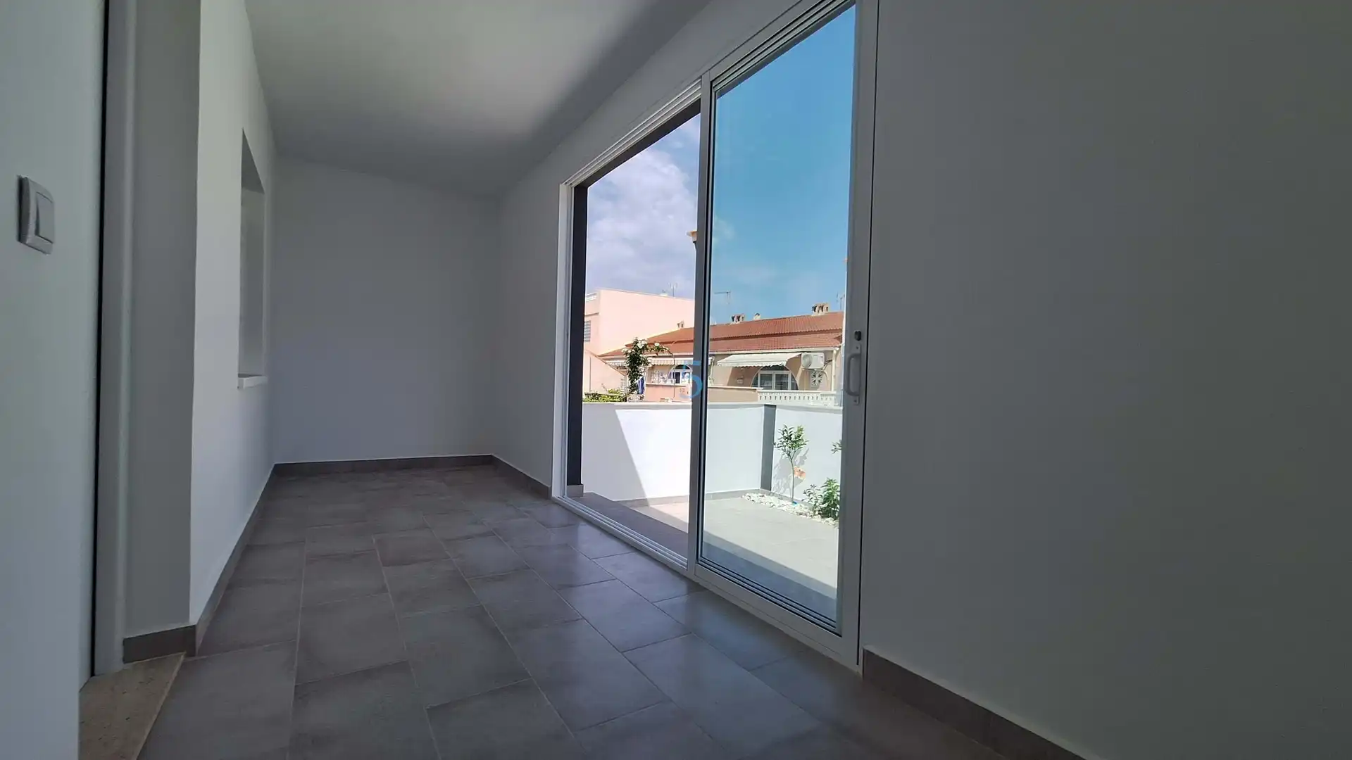 Bungalow with terrace for sale in Zona Carrefour - Urbanizaciones, imagen 11