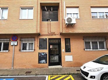 Pis amb ascensor en venda a Calle RUEDA DE LA