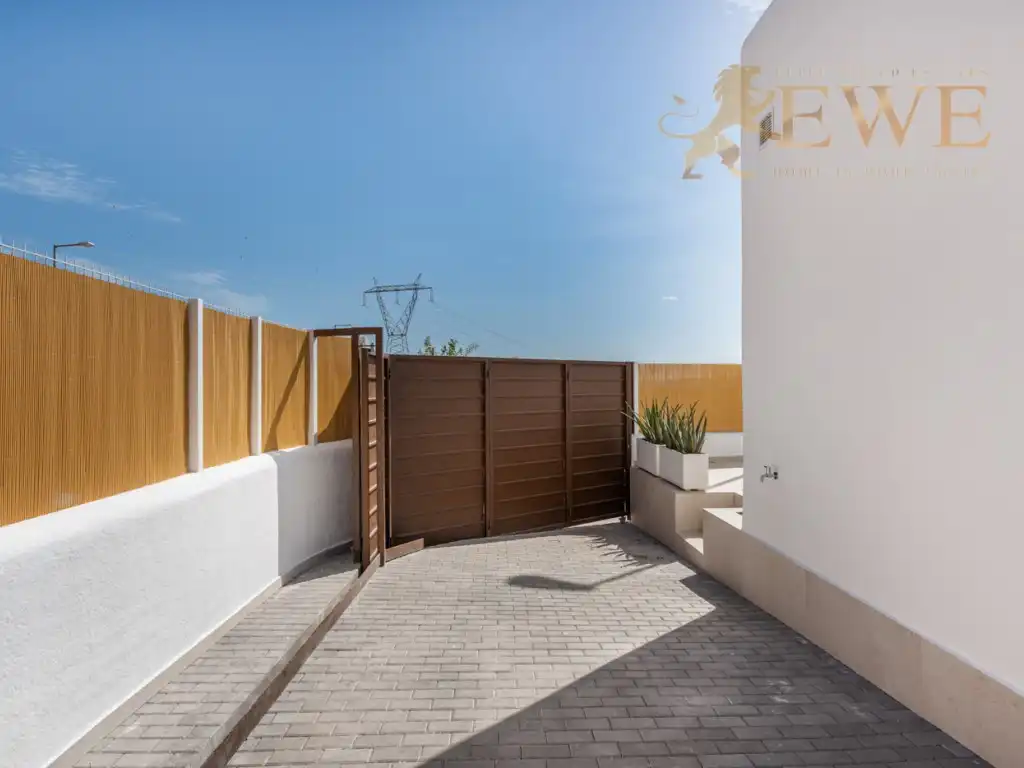 Chalet con piscina en venta en Las Lomas de Rame - Bahía Bella, imagen 15
