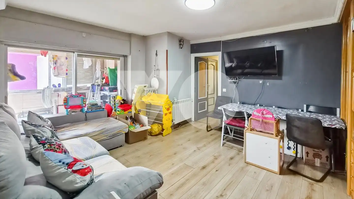 Sala d'estar de Pis en venda en Madrid amb Aire condicionat, Calefacció i Terrassa