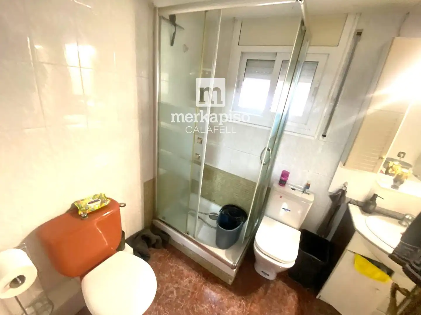 Bany de Casa o xalet en venda en Cunit amb Jardí privat, Terrassa i Traster