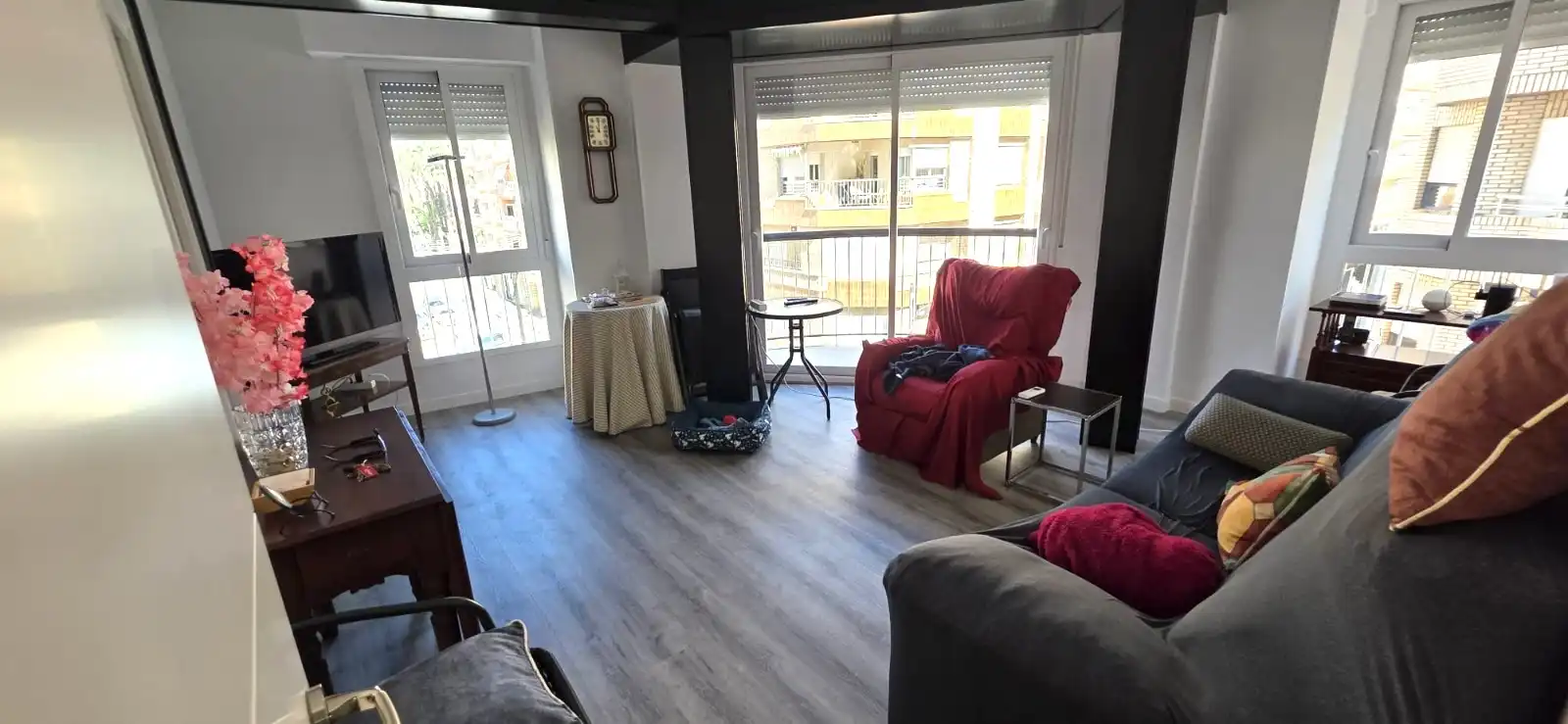 Apartment with lift for sale in Calle Rey Carlos III
