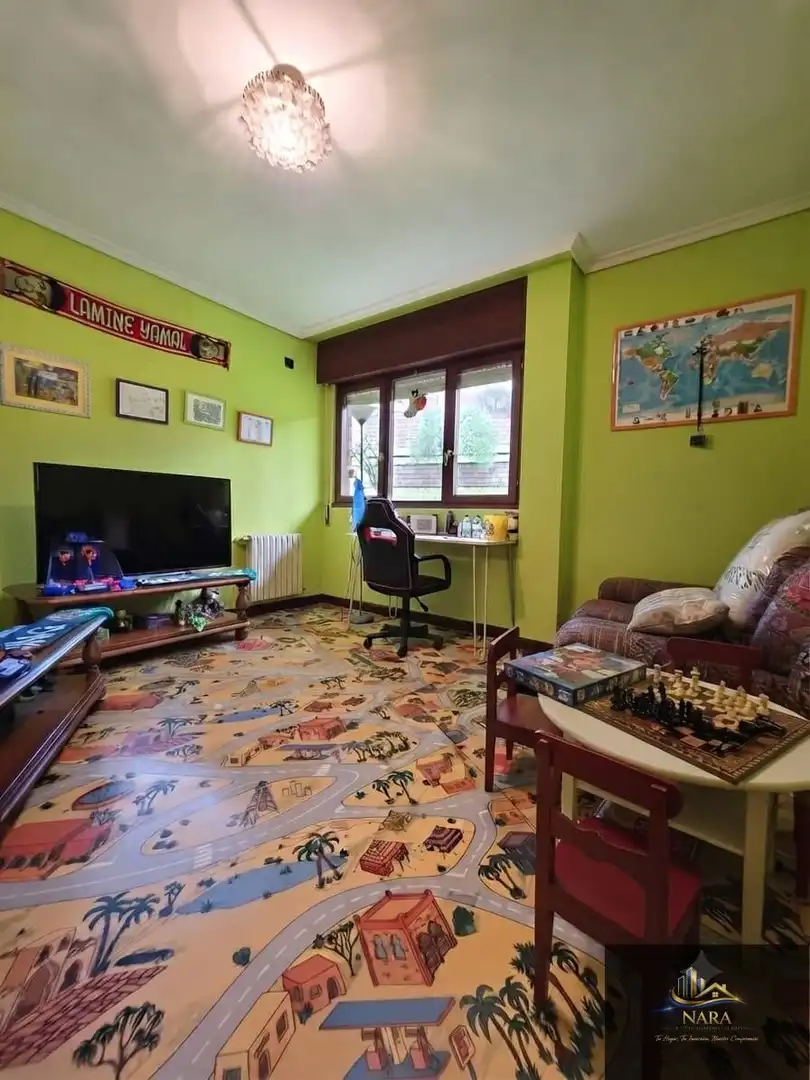 Living room of Houses for sale in Torrelavega   with Heating, Private garden and Parquet flooring
