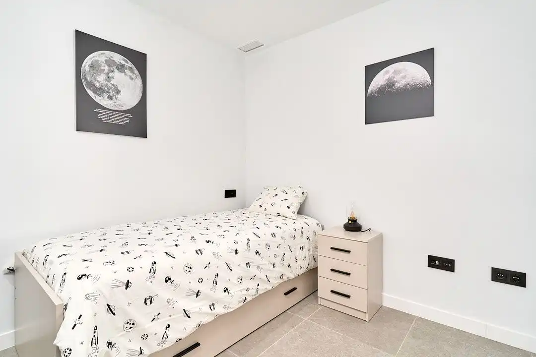 Dormitori de Apartament en venda en Torrox amb Aire condicionat, Calefacció i Terrassa