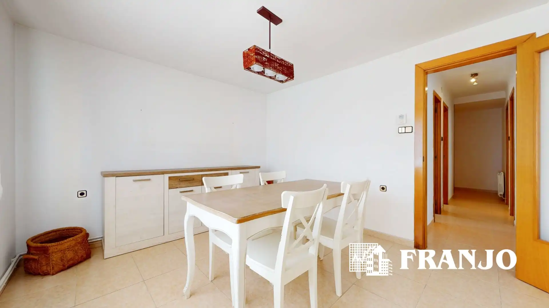 Cuina de Pis en venda en Barberà del Vallès amb Calefacció