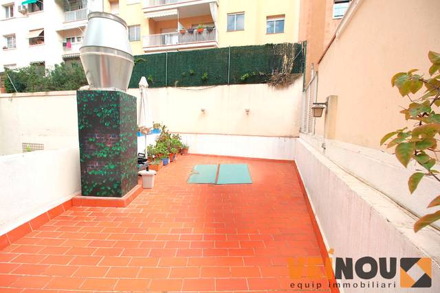 Piso en Venta en Carrer de Lucà, 6 en El Putget i el Farró