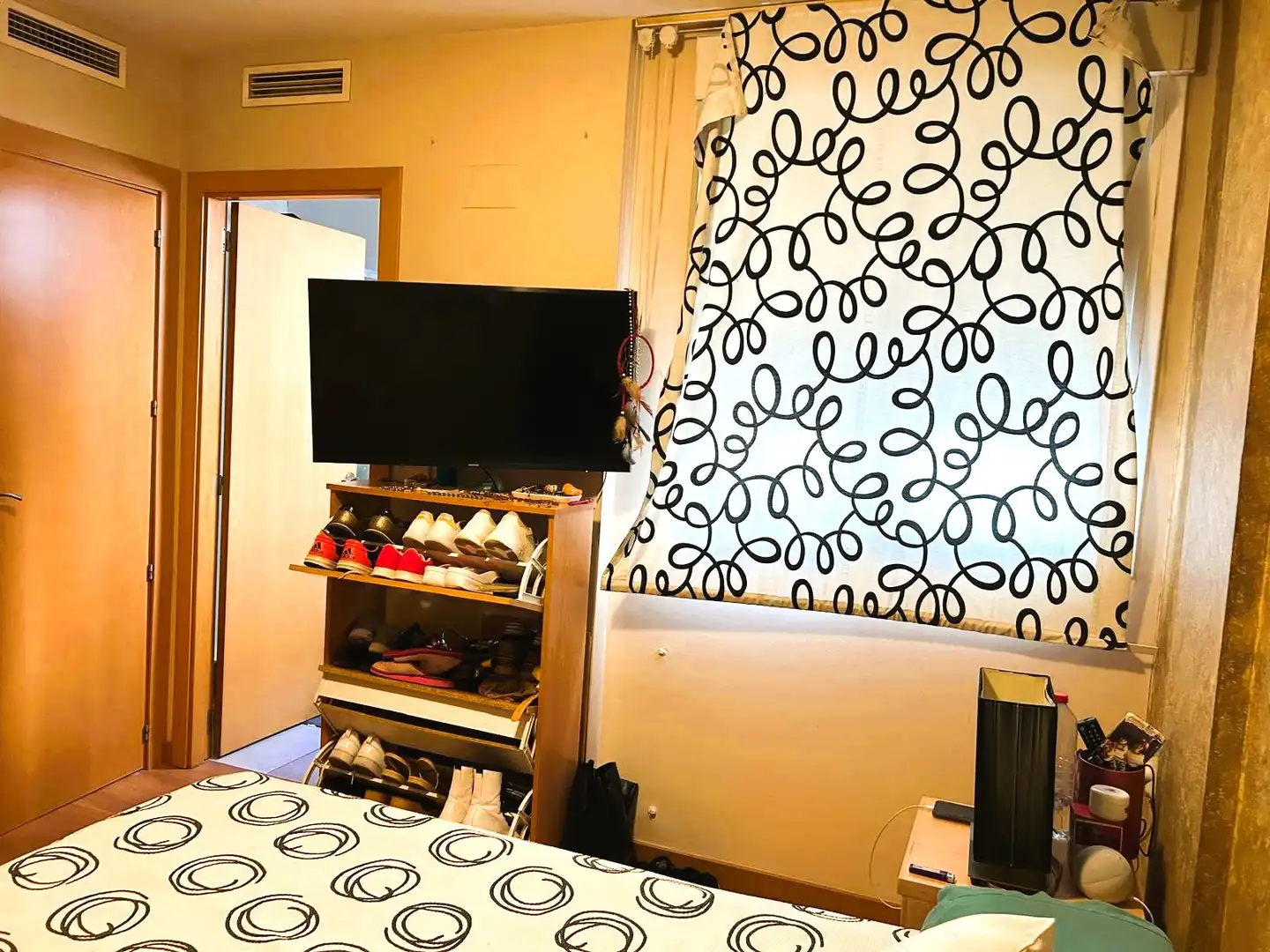Habitación de Casa adosada en venta en Bonrepòs i Mirambell con Amueblado