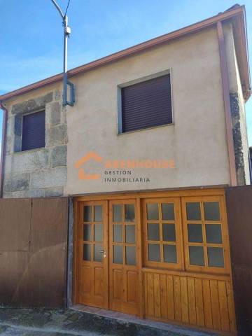 Casa-chalet en Venta en San Cristovo de Cea