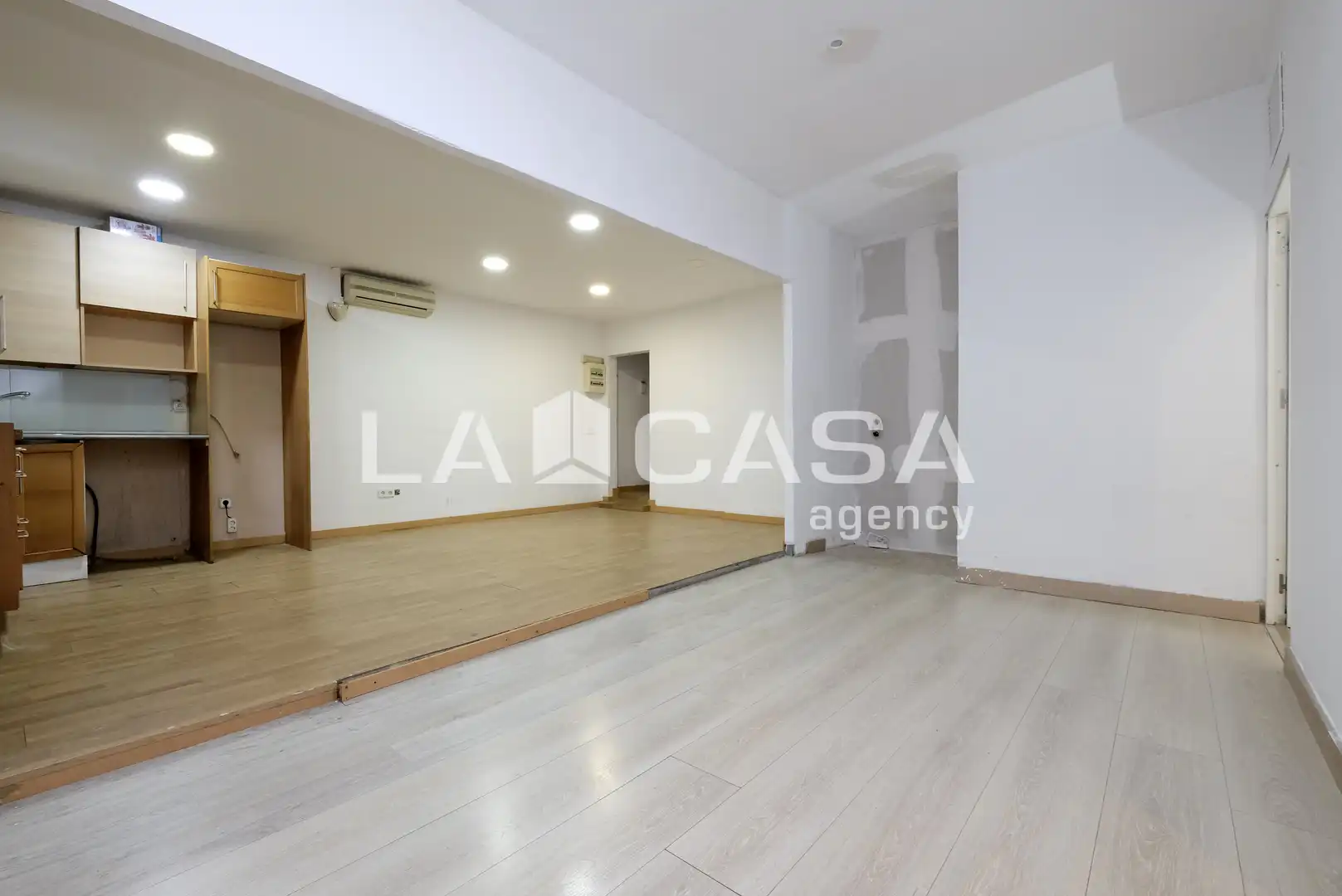 Bajo en venta en Carrer Mare de Déu de les Neus, imagen 7
