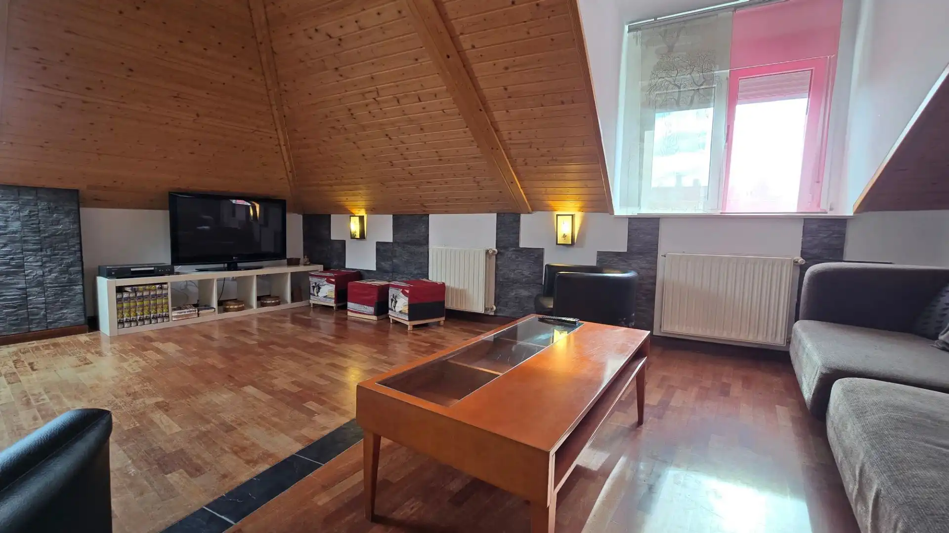 Living room of Flat for sale in Llanes  with Heating and Storage room