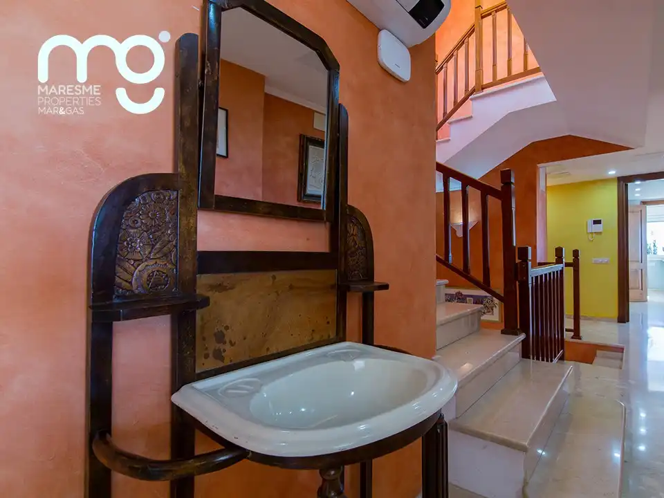 Casa o chalet en venta en Tiana con Aire acondicionado, Calefacción y Jardín privado