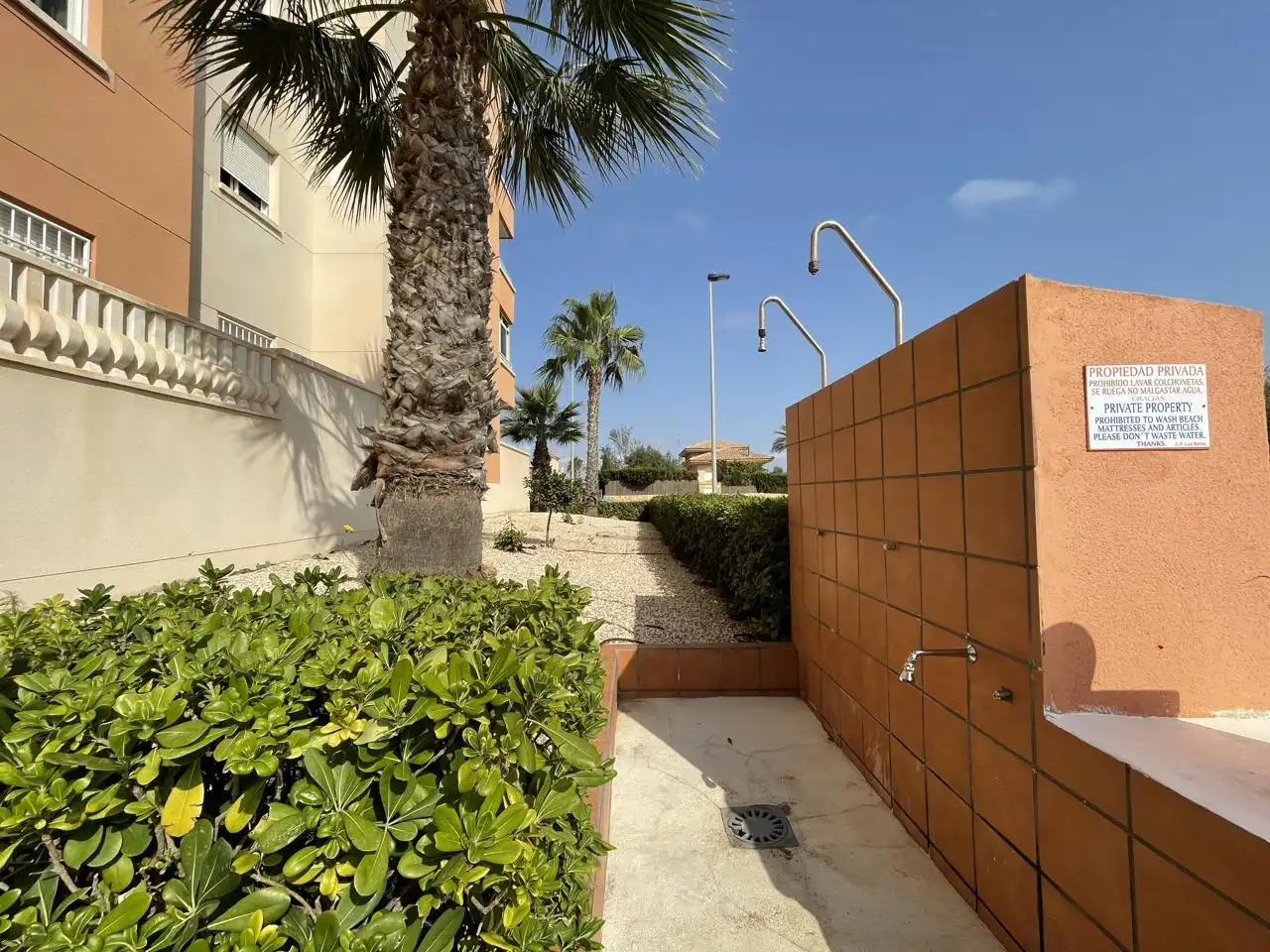 Vista exterior de Apartamento en venta en La Manga del Mar Menor con Aire acondicionado, Terraza y Piscina