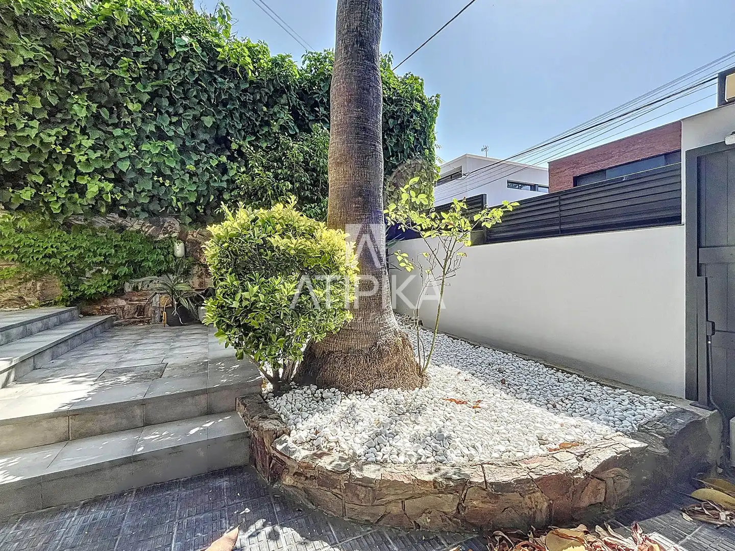 Jardí de Casa o xalet en venda en Castelldefels amb Aire condicionat, Calefacció i Parquet