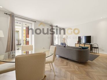 Piso con balcón en venta en Hernán Cortes