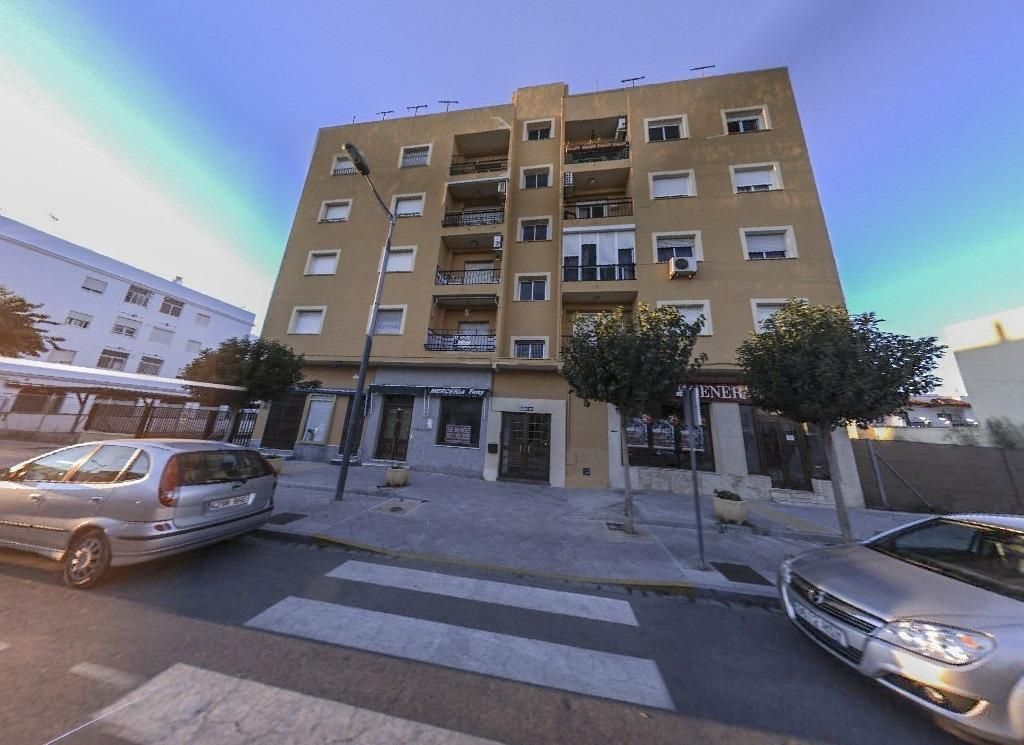 Vista exterior de Pis en venda en Chipiona amb Terrassa