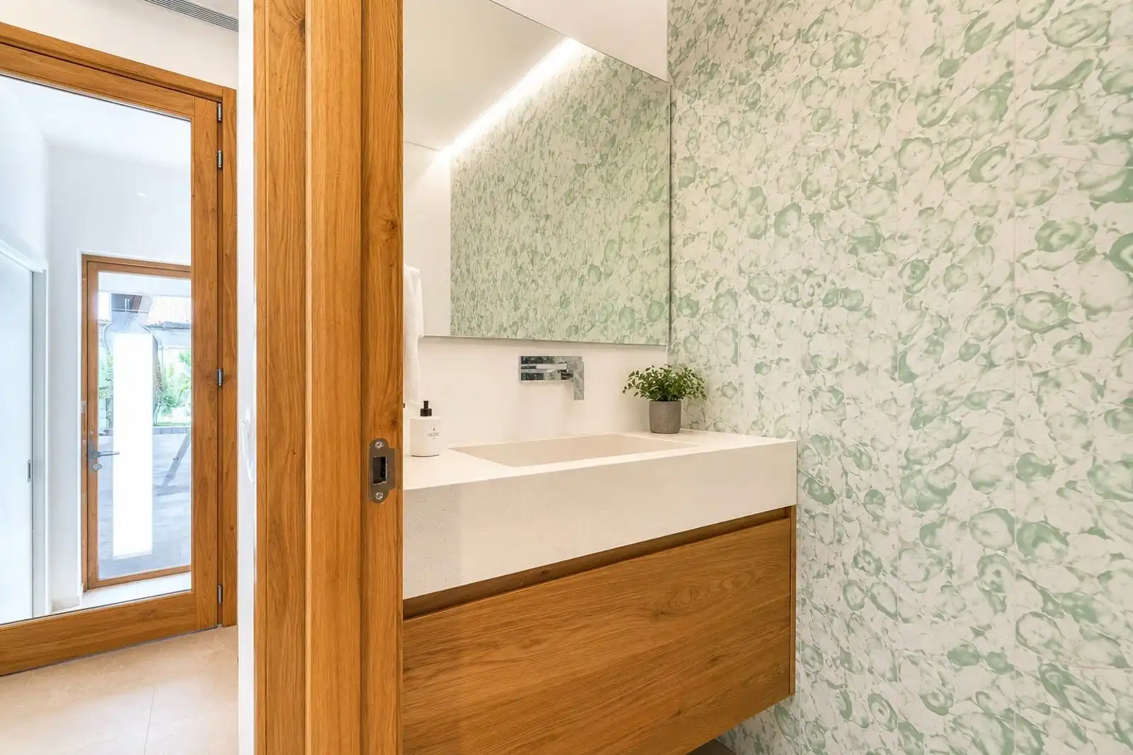 Bathroom of Detached homes for sale in Pollença  with Air Conditioner, Heating and Parquet flooring