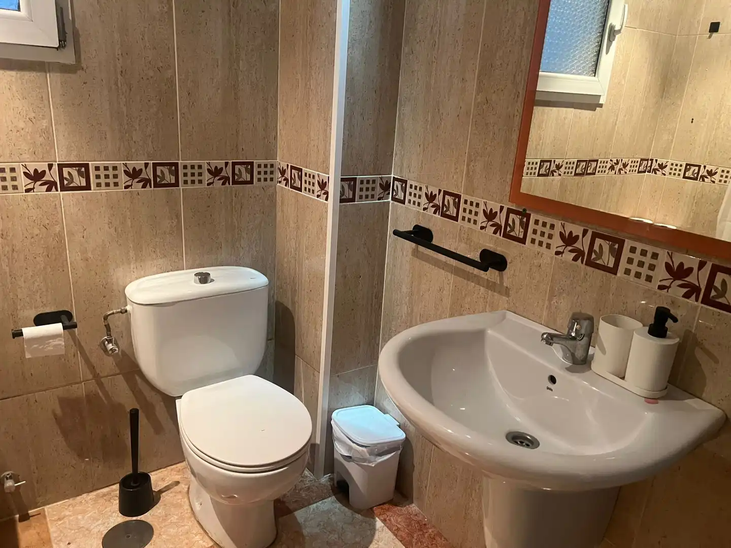 Bathroom of Flat for sale in Málaga  with Oven