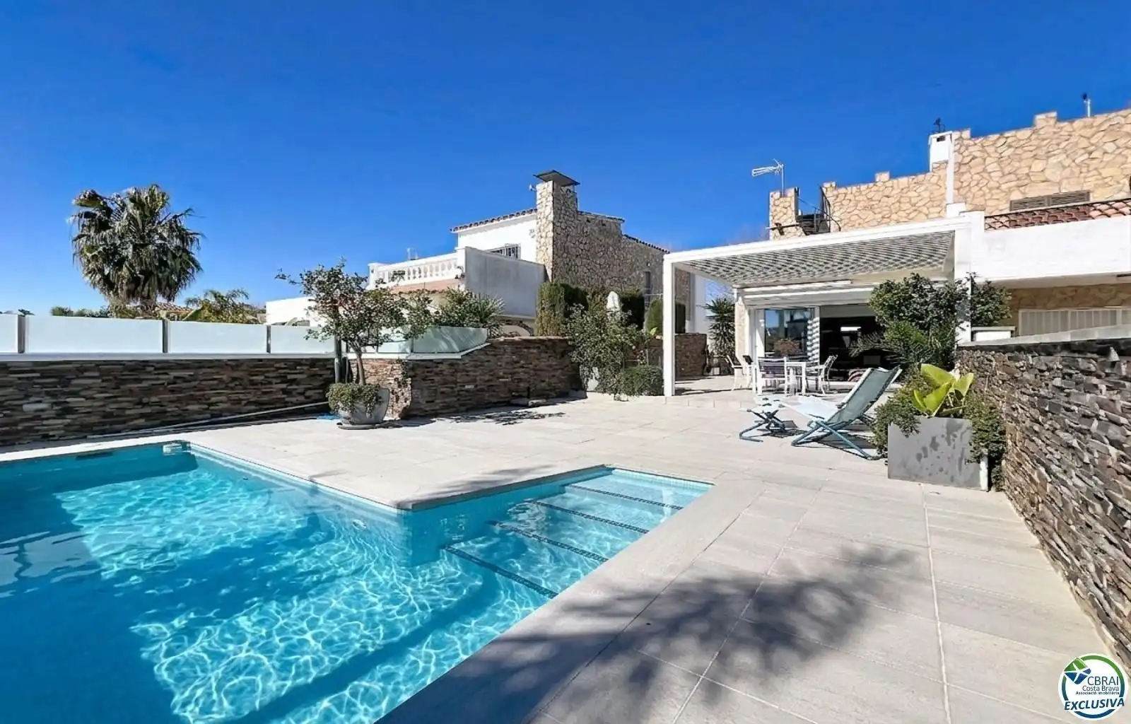 Casa amb piscina en venda a LLOBREGAT, imagen 3