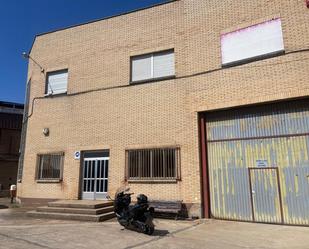 Vista exterior de Nau industrial de lloguer en  Logroño