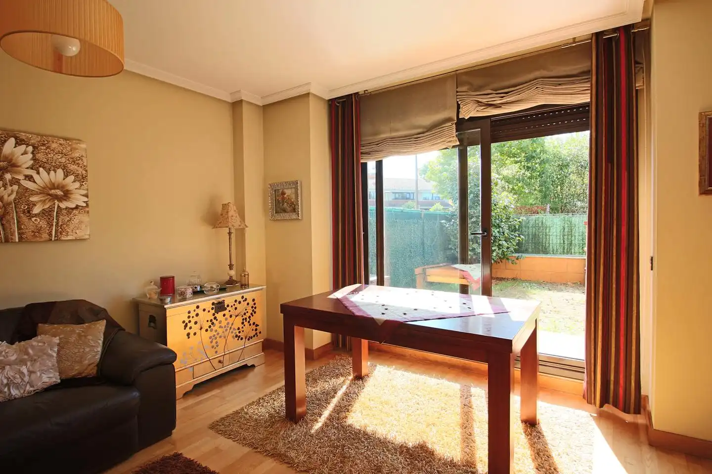 Sala de estar de Casa adosada en venta en Gijón  con Calefacción y Terraza