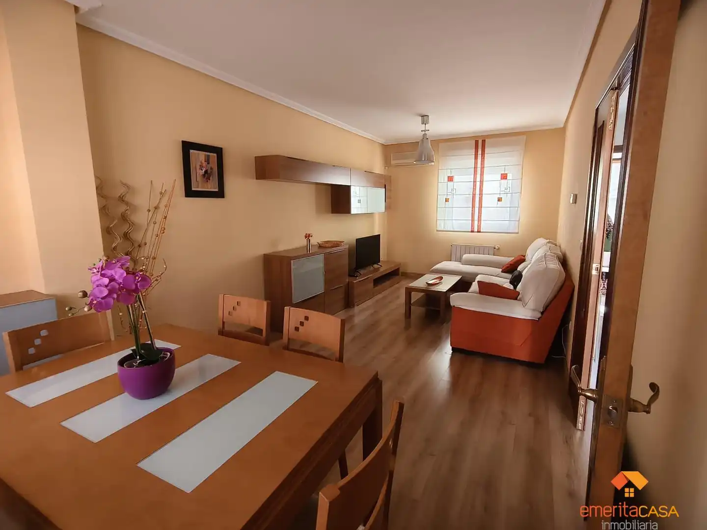Sala d'estar de Casa o xalet en venda en Cáceres amb Aire condicionat, Calefacció i Traster