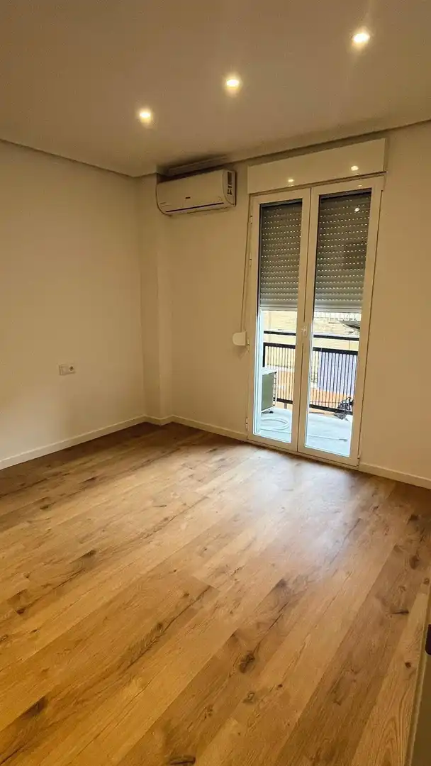 Schlafzimmer von Wohnung zum Verkauf in Carcaixent mit Parkett, Terrasse und Abstellraum