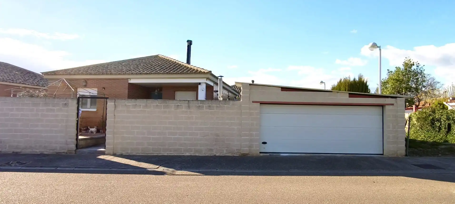 Vista exterior de Casa o chalet en venta en Pinseque con Aire acondicionado, Calefacción y Jardín privado