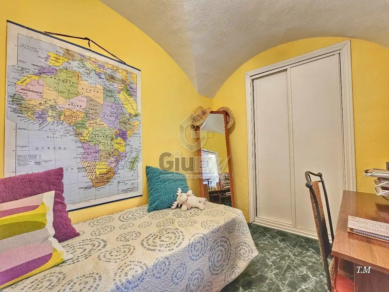Schlafzimmer von Erdgeschoss zum Verkauf in Cáceres mit Klimaanlage, Heizung und Terrasse