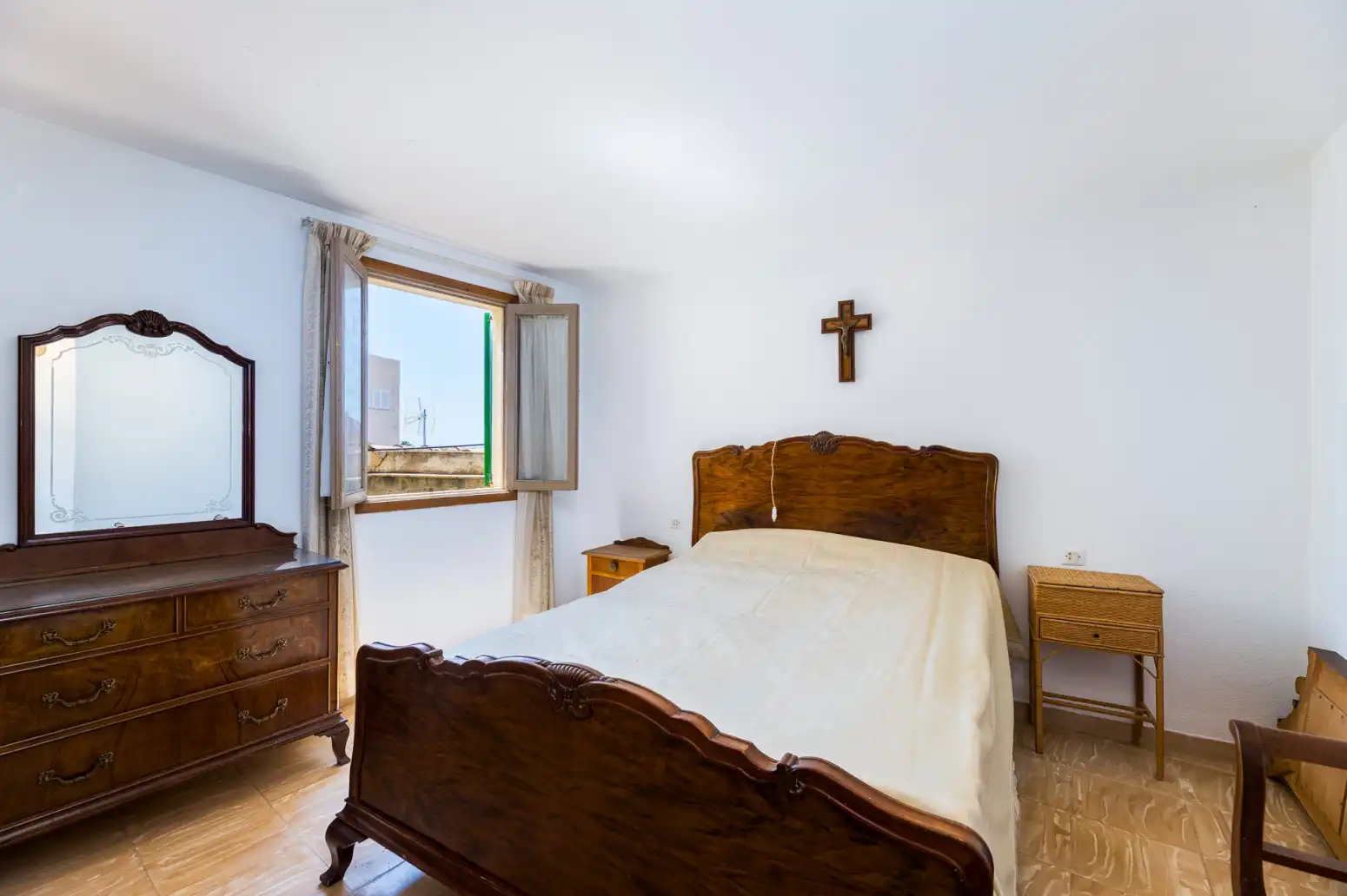 Bedroom of Detached homes for sale in  Palma de Mallorca  with Terrace and Storage room