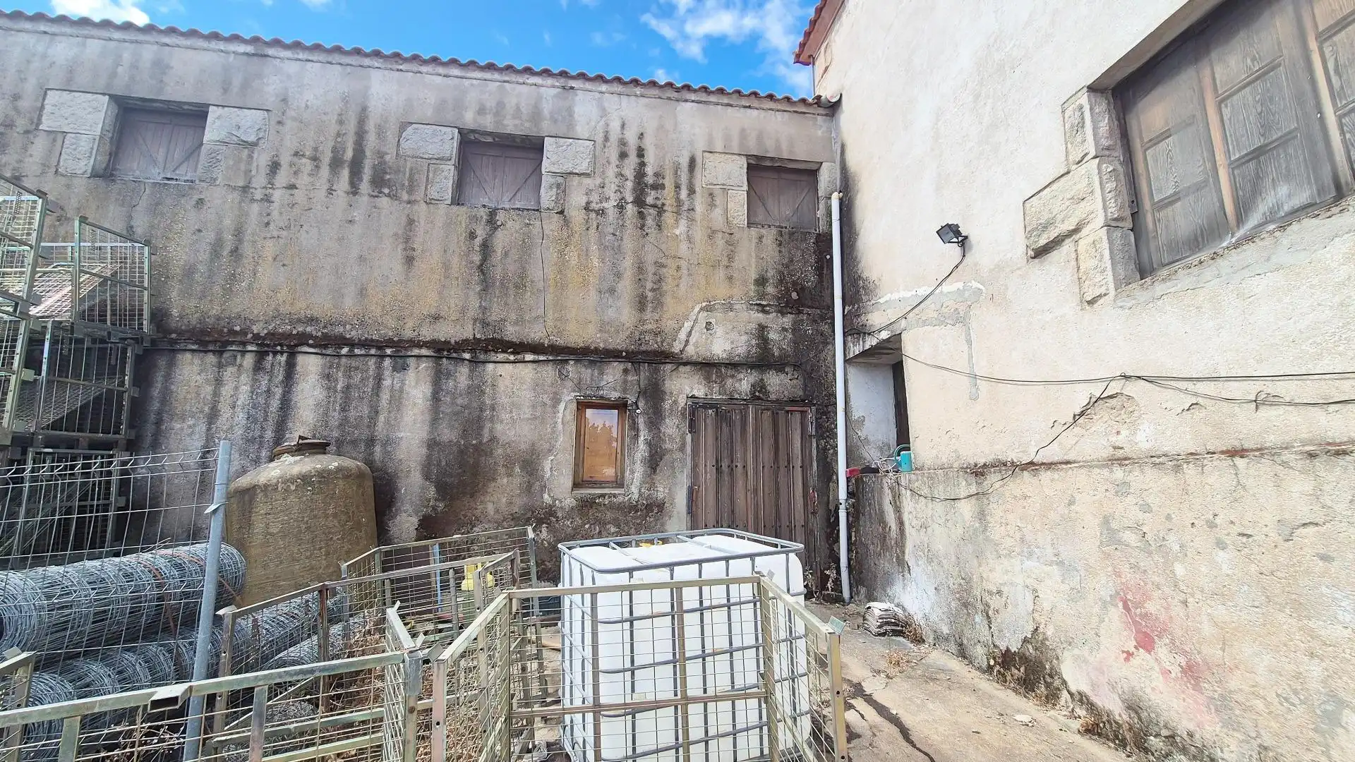 Vista exterior de Local en venda en Pereña de la Ribera