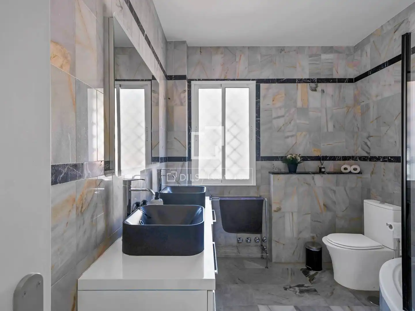 Baño de Casa o chalet en venta en Marbella con Aire acondicionado, Calefacción y Jardín privado