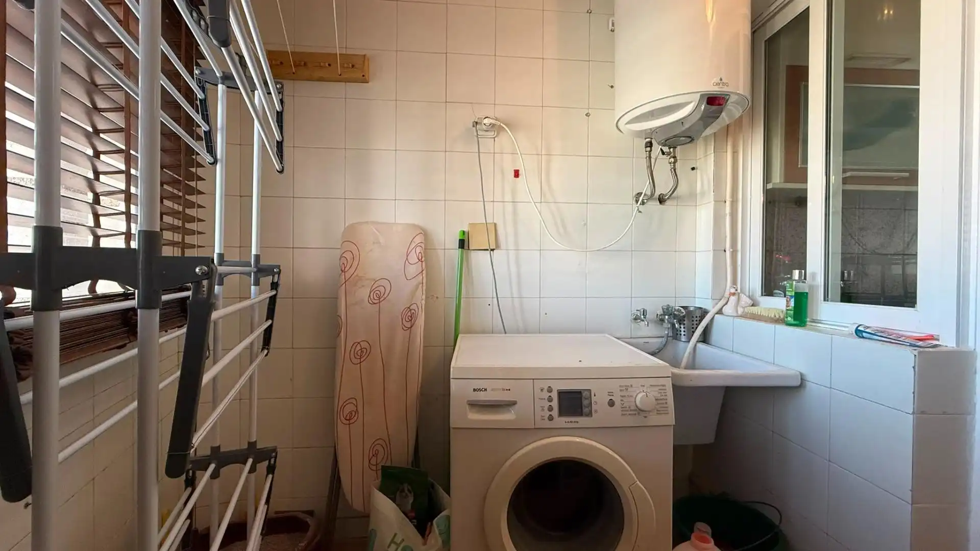 Bathroom of Flat for sale in Águilas  with Air Conditioner, Storage room and Furnished