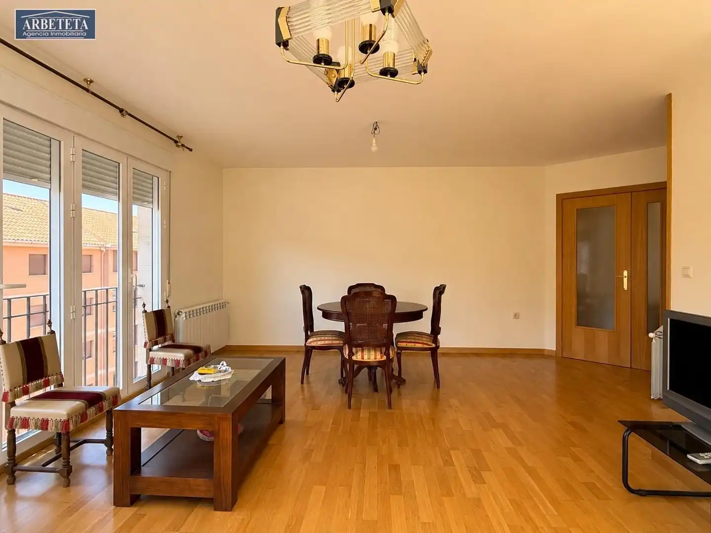 Esszimmer von Wohnung zum Verkauf in Sigüenza mit Heizung, Parkett und Gemeinschaftspool