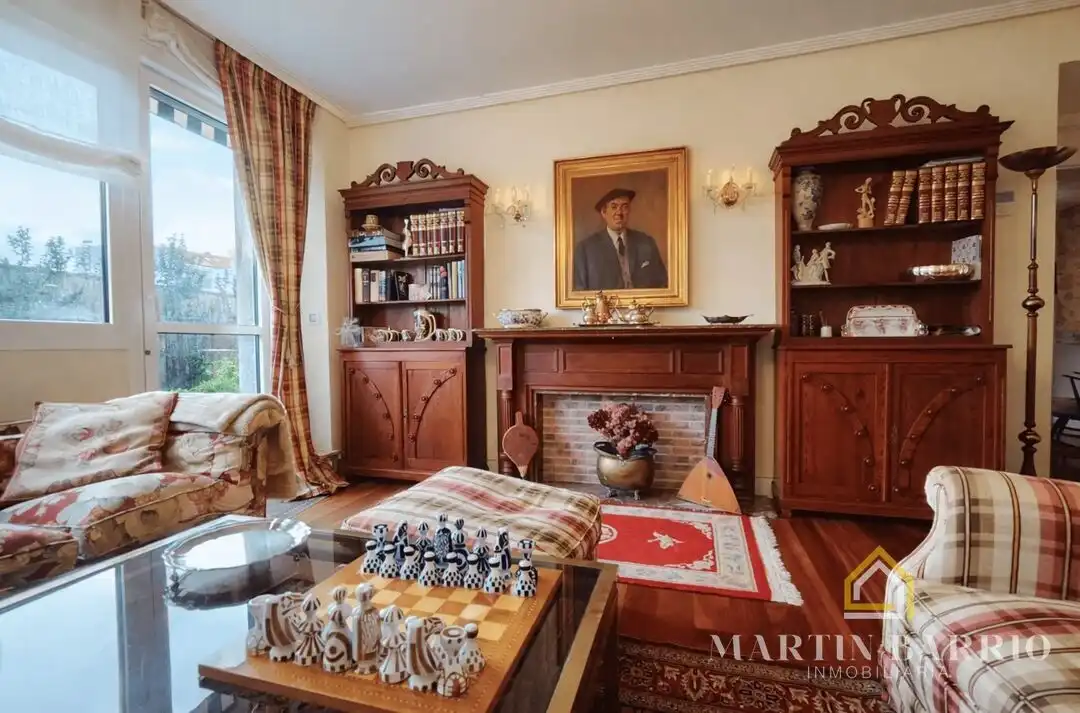 Sala de estar de Piso en venta en Getxo  con Aire acondicionado, Calefacción y Jardín privado