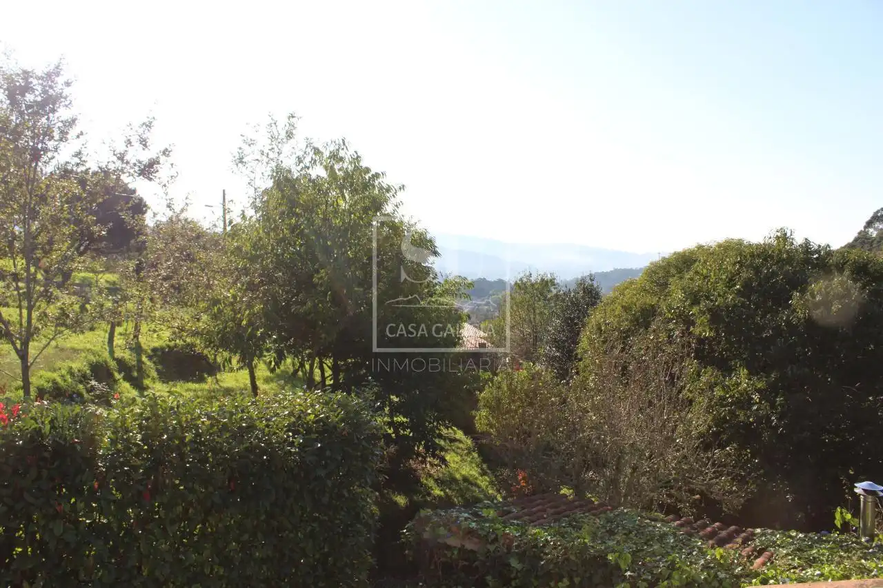 Jardí de Casa o xalet en venda en Gondomar amb Calefacció, Jardí privat i Moblat