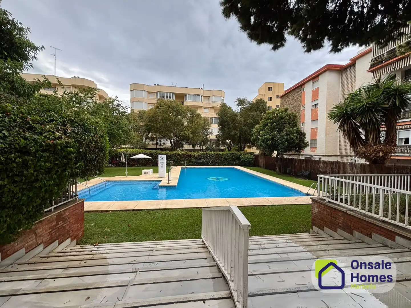 Piscina de Piso en venta en Marbella Centro