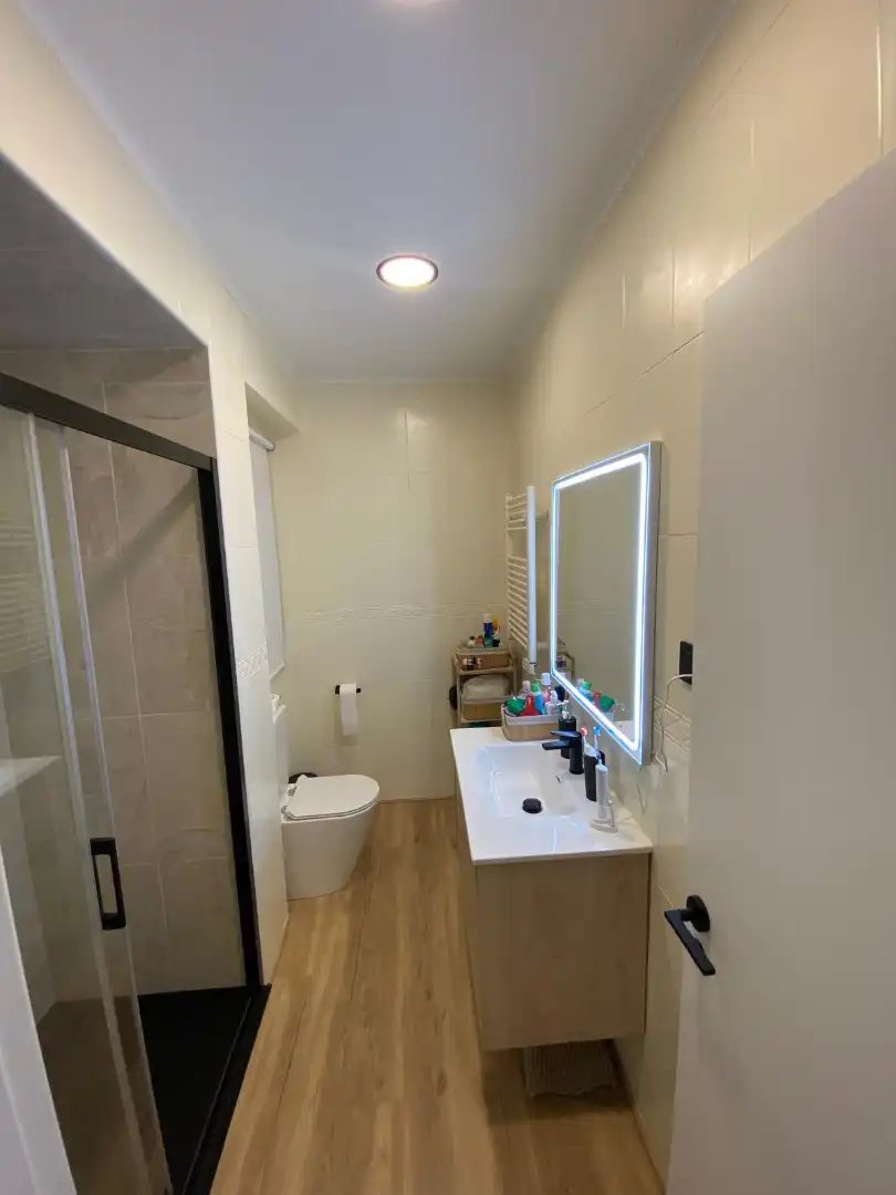 Baño de Piso en venta en Plasencia con Aire acondicionado, Calefacción y Amueblado