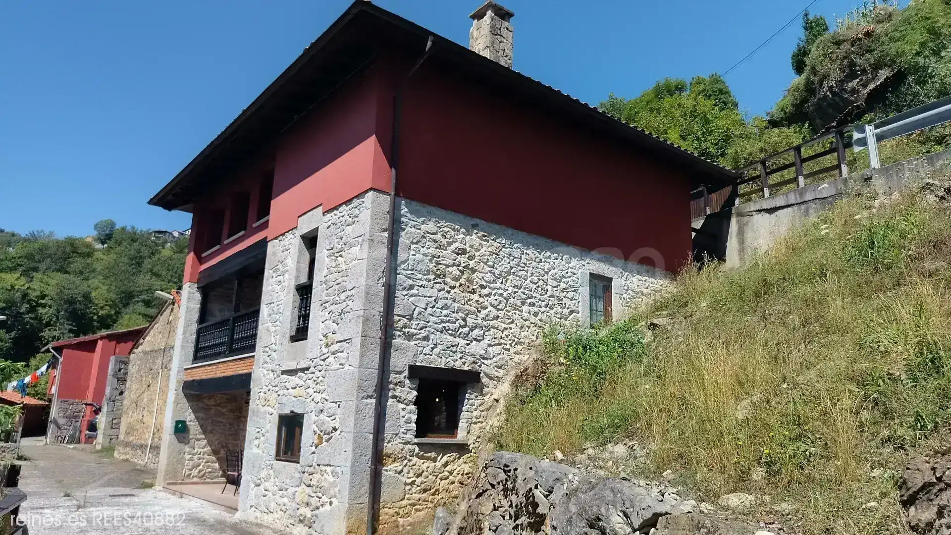 Exterior view of Houses for sale in Onís  with Heating, Private garden and Terrace