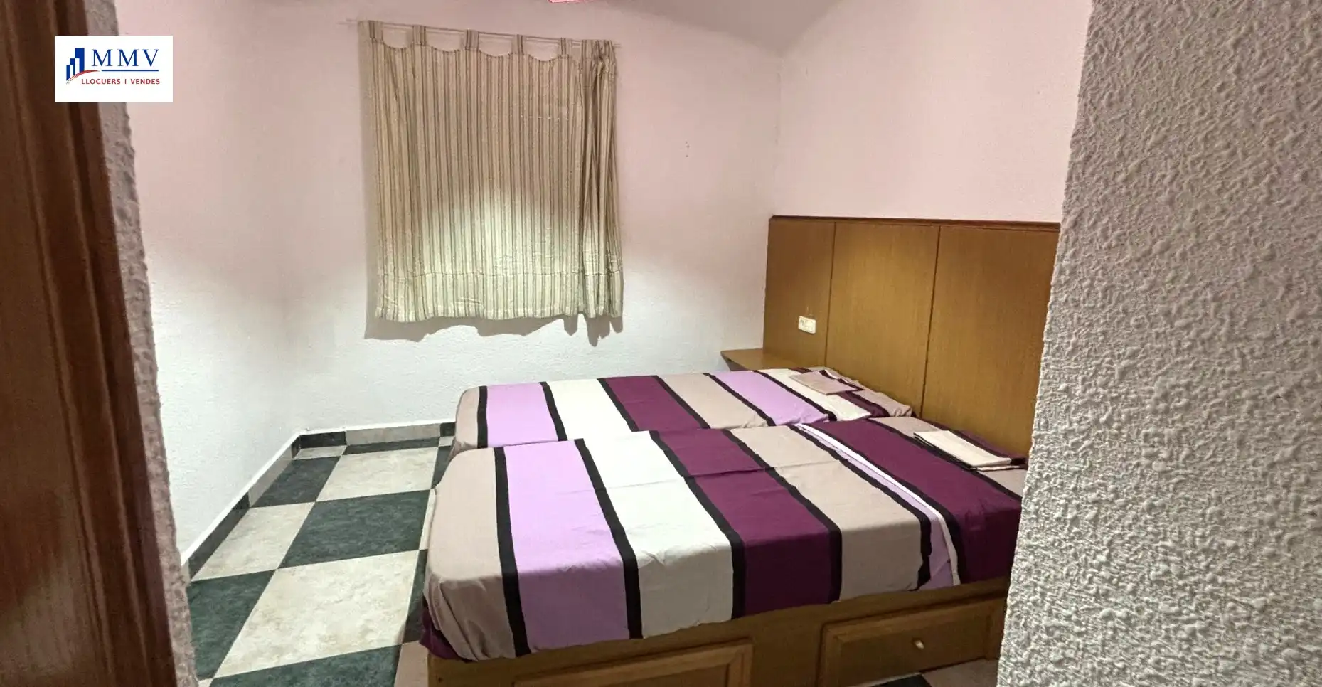 Casa adosada en venda a Mas Baell - Can Carbó