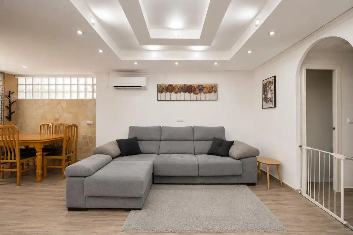 Sala de estar de Casa adosada en venta en Torrevieja con Calefacción