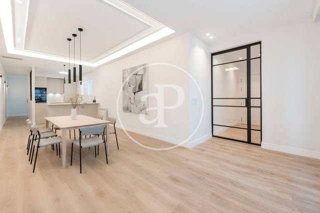 Piso en Venta en C. del Dr. Esquerdo en Adelfas