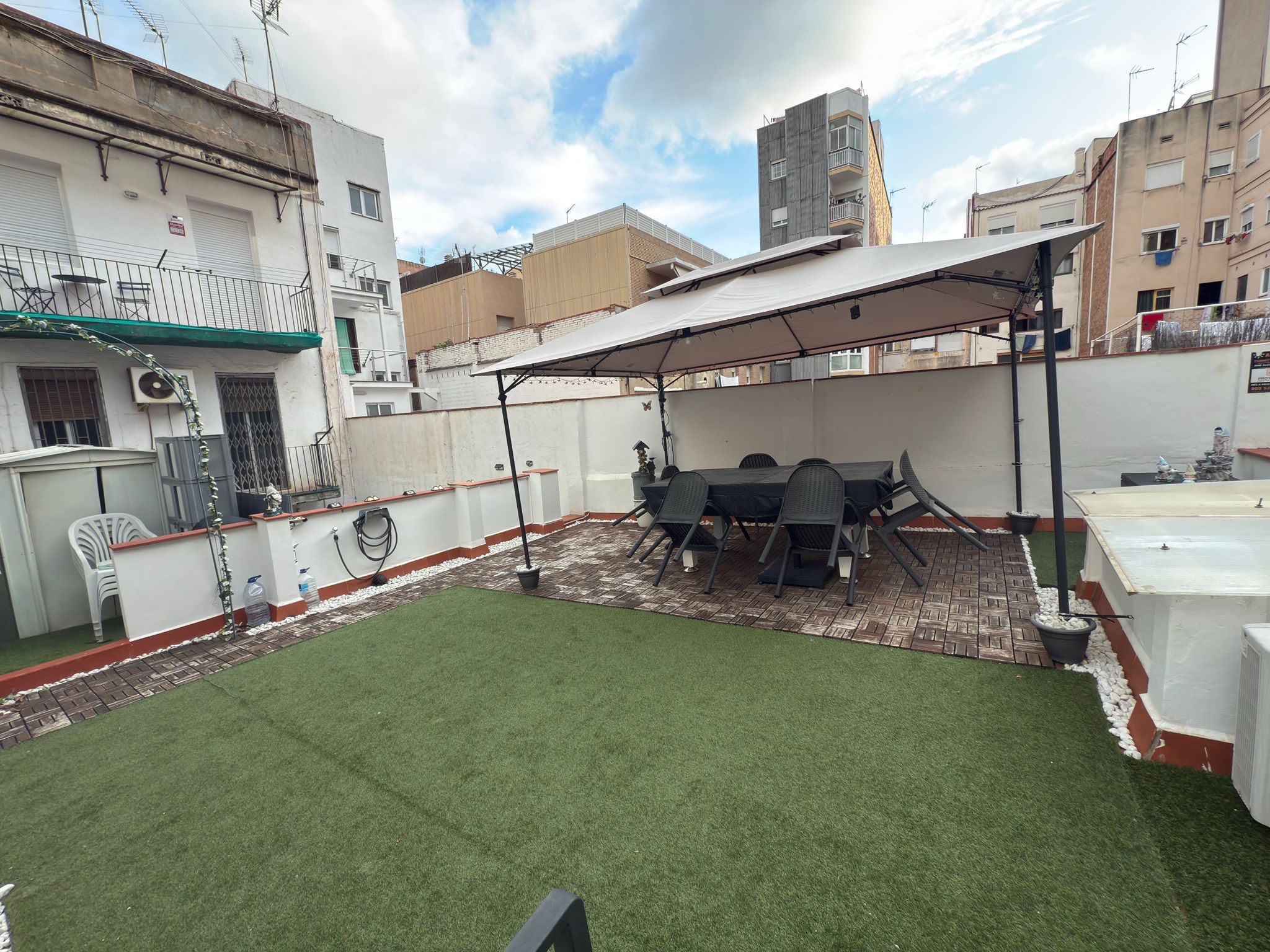 Terrassa de Planta baixa en venda en  Barcelona Capital amb Terrassa