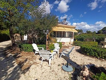 Detached house with garden for sale in Partida Charco Amargo