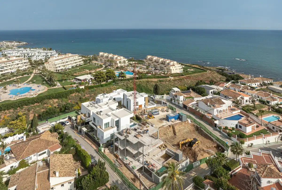 Detached house with pool for sale in El Faro de Calaburra - Chaparral, imagen 33
