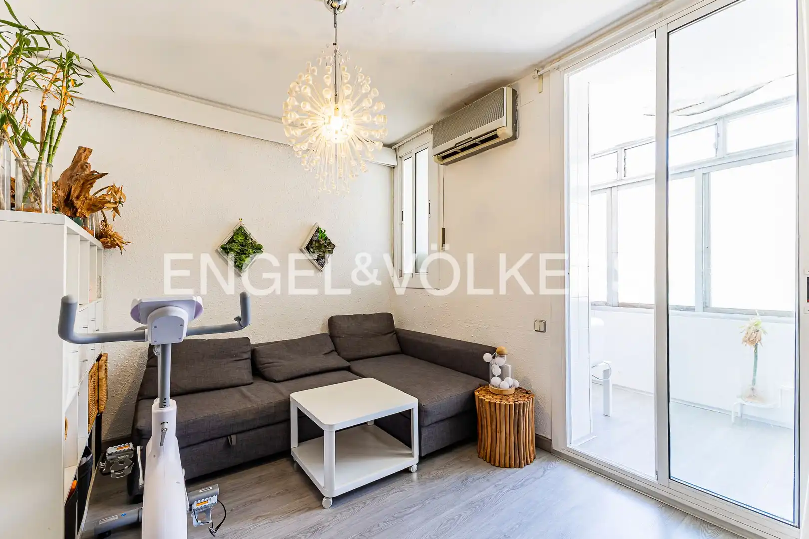 Sala de estar de Piso en venta en Barcelona con Aire acondicionado, Calefacción y Parquet