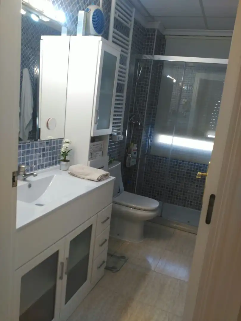 Bathroom of Apartments for sale in Lorca  with Air Conditioner, Heating and Parquet flooring