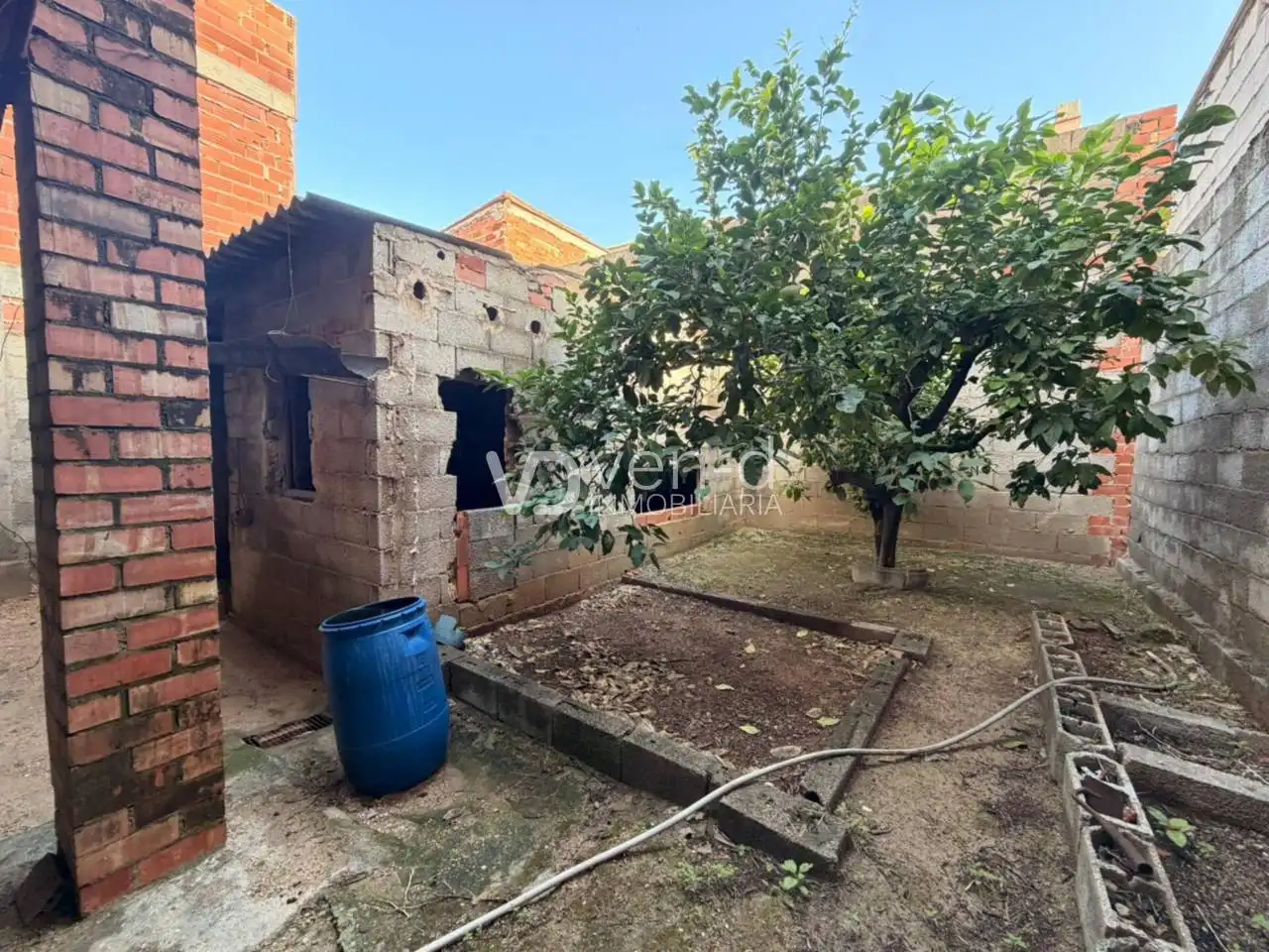 Local en venta en Enguera