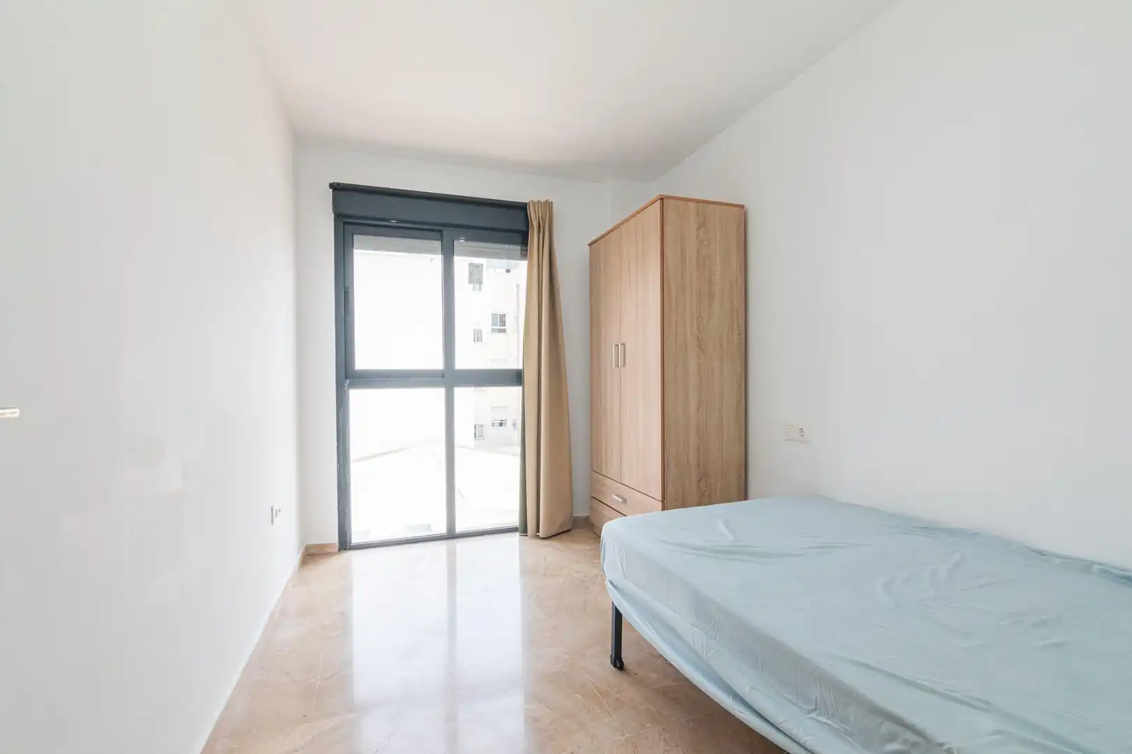 Bedroom of Flat for sale in Elche / Elx  with Furnished