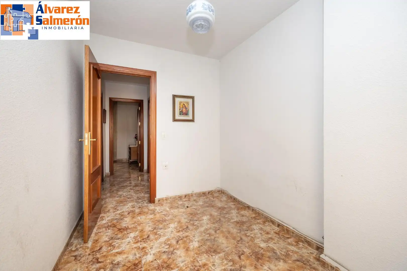 Flat for sale in Granada  with Terrace and Furnished